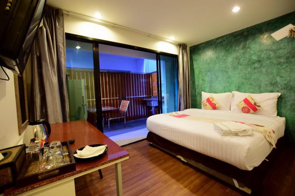 Franjipani Resort Hua Hin Exterior photo